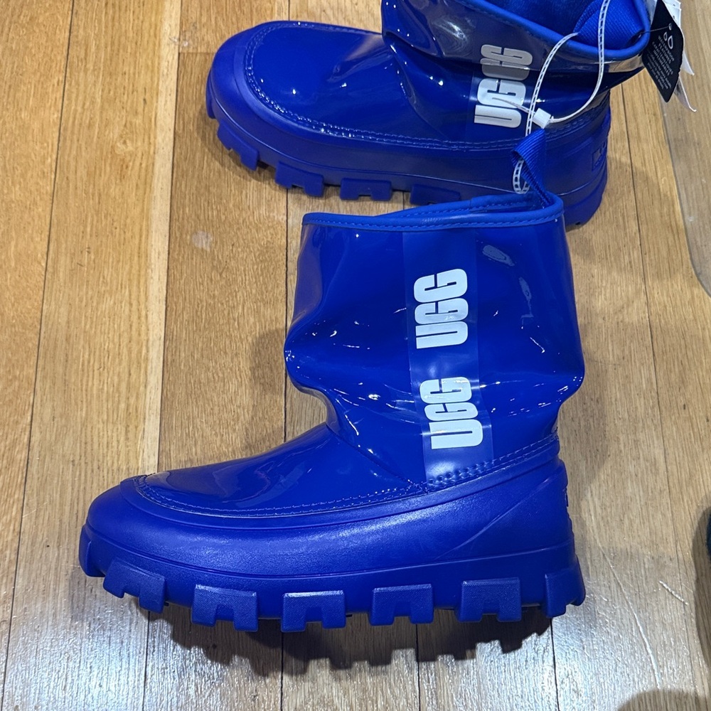 UGG Women's Classic Brellah Mini Boot ROYAL BLUE
